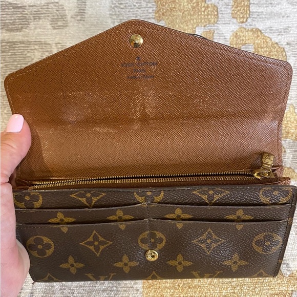 ‼️NOT FOR SALE‼️ Louis Vuitton Monogram Sarah WOC - Picture 7 of 7